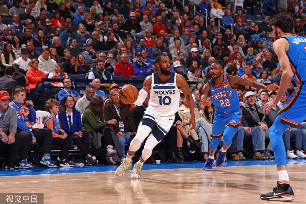 尤文图斯与麦肯尼展开续约谈判，计划将合同延长至2028年.