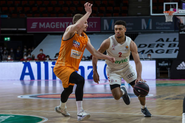 本赛季也面 本赛季也面